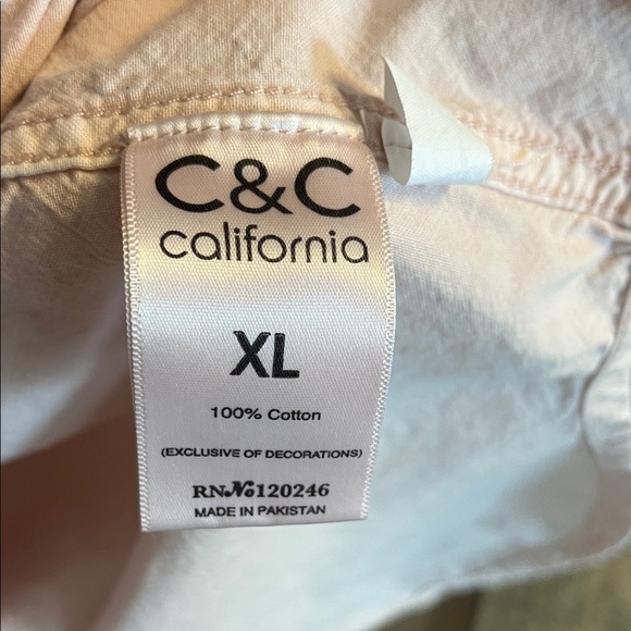 C&C California Soft Pink Linen Button-Down Shirt-Women’s - Picture 5 of 6